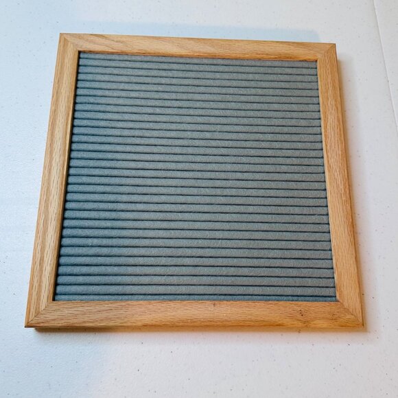 Gray Felt Letter Board Changeable Message Board Oak frame wall or tabletop - Picture 2 of 16